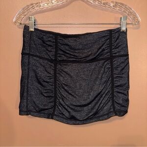Athleta Hatha Yoga Skort Skirt Shorts Size S Black Gray Spacedye